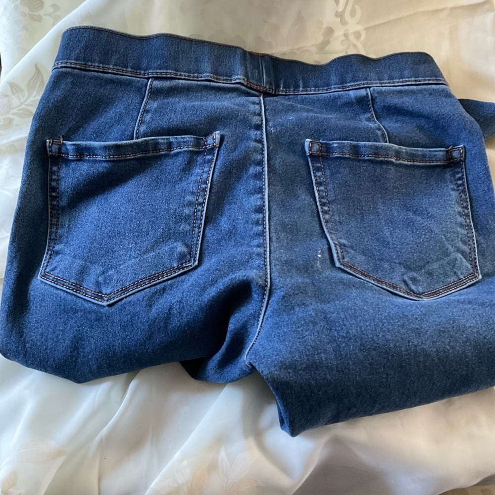No Boundaries Blue Flare Jeans waist 14” length 39” from waist down. SIZE S(3-5) - Picture 4 of 6